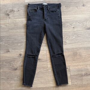 FREE PEOPLE "Payton" Edgy Baddie Grunge Studded Black Distressed Jeans Size 28